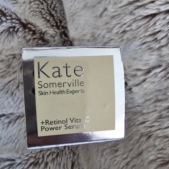 Kate Somerville +Retinol Vita C Power Serum - Picture 8 of 10